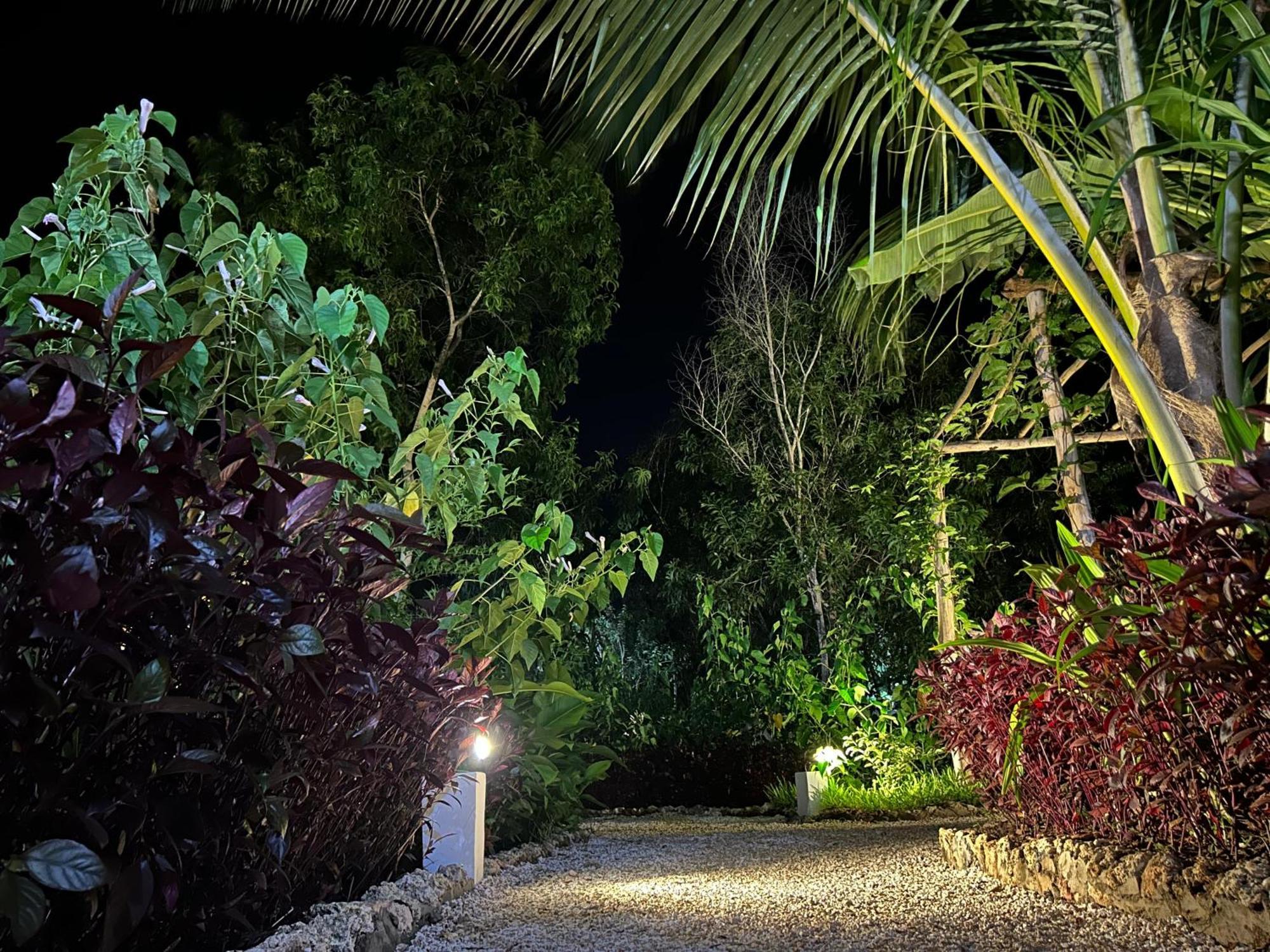 Hotel Kidoti Bay Exterior foto